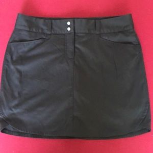 Adidas Black Stretch Skort front/back pockets